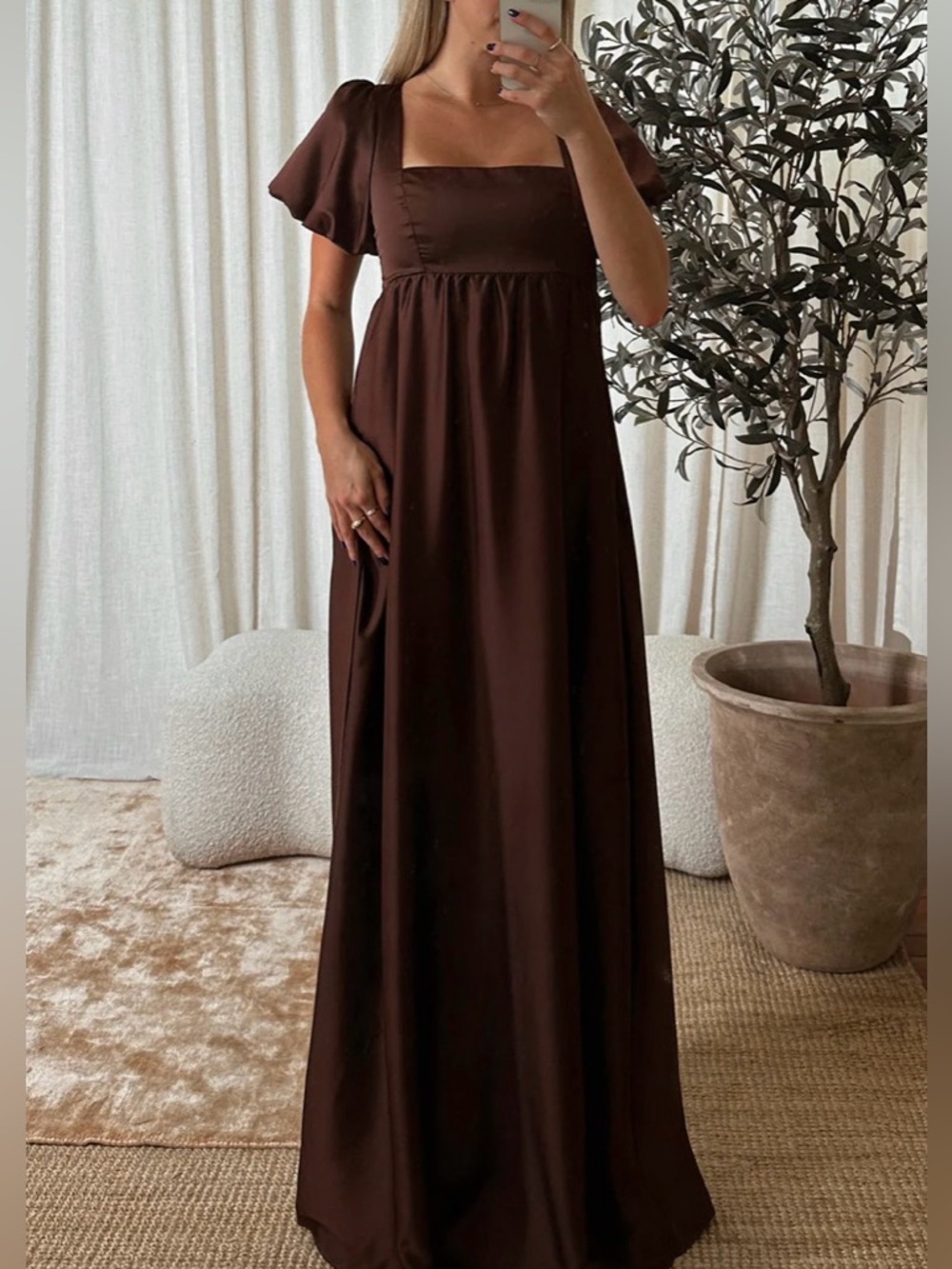 Show Me Your Mumu Nora Maxi Dress in Chocolate Luxe Satin - Picture 4 of 6